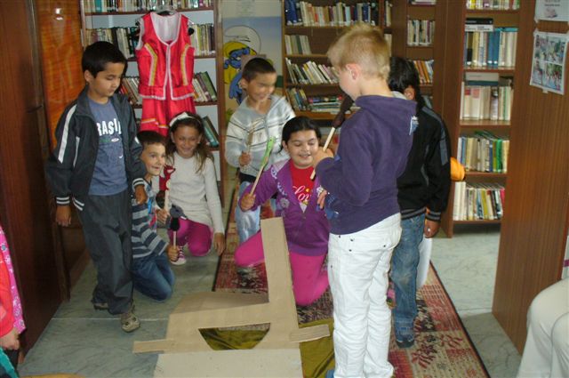 Divadielko cesta 024.jpg